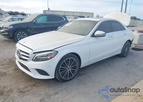 2020 Mercedes-Benz C 300 z USA, uszkodzony, nr VIN W1KWF8DB7LR572224